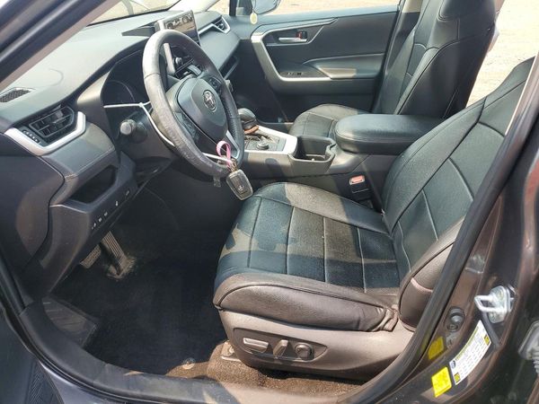 2023 TOYOTA RAV4 XLE — DENT