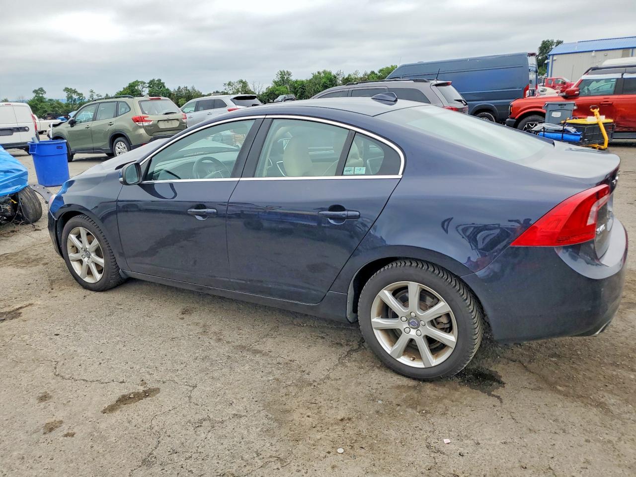 2016 VOLVO S60 SV33 Premier
