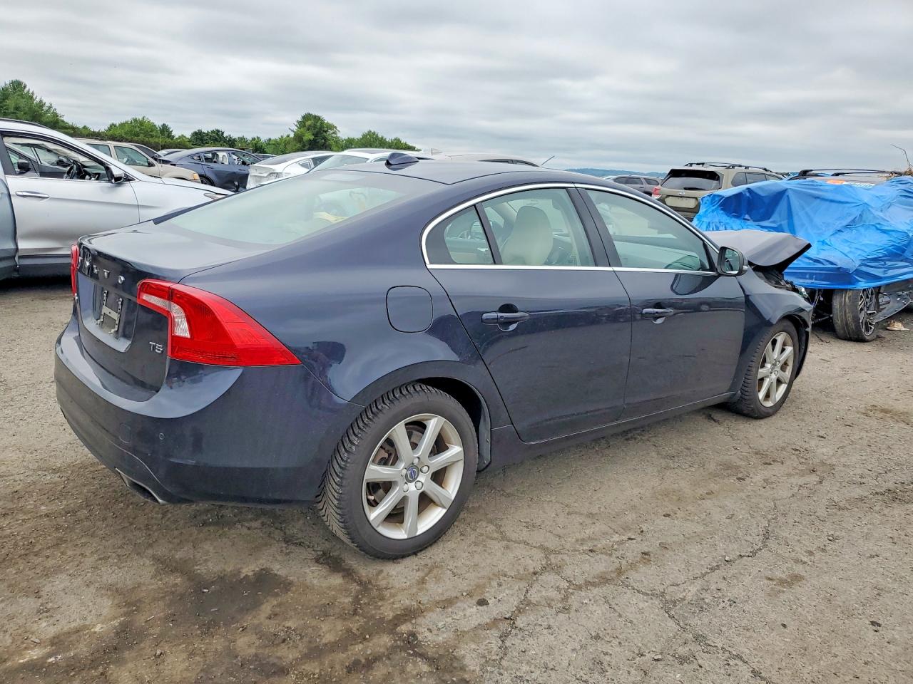 2016 VOLVO S60 SV33 Premier