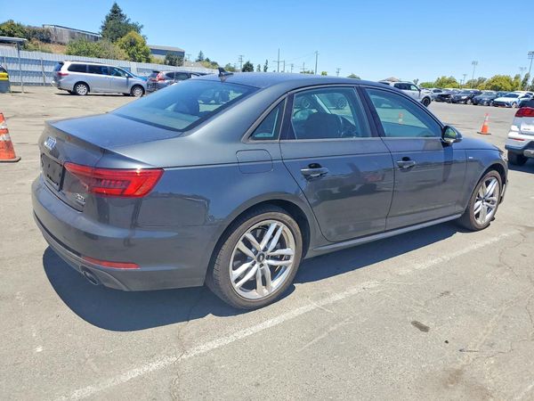 2017 AUDI A4 quattro Premium