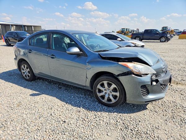 2013 MAZDA 3 Sport/GX
