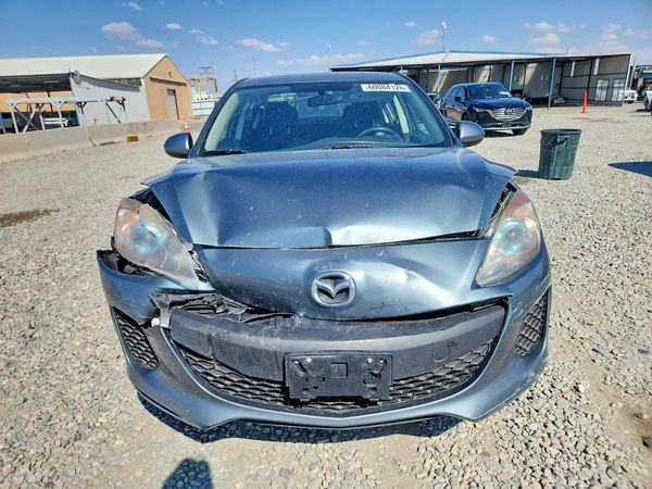 2013 MAZDA 3 Sport/GX