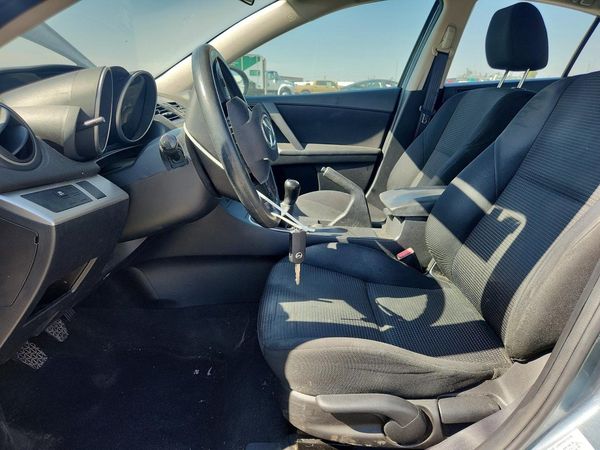 2013 MAZDA 3 Sport/GX