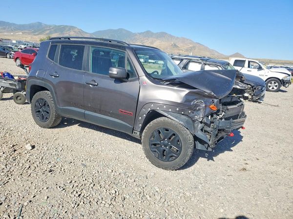 2018 JEEP RENEGADE Trailhawk