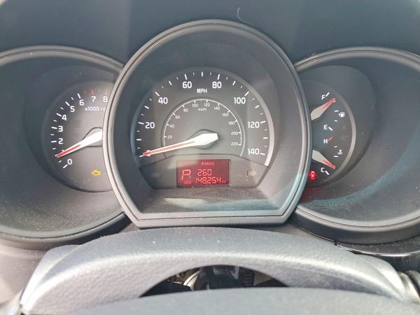 2016 KIA RIO LX A/T