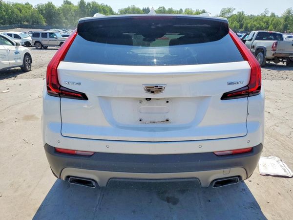 2019 CADILLAC XT4 Premium Luxury