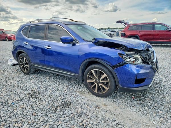 2018 NISSAN ROGUE — Passenger 3/4