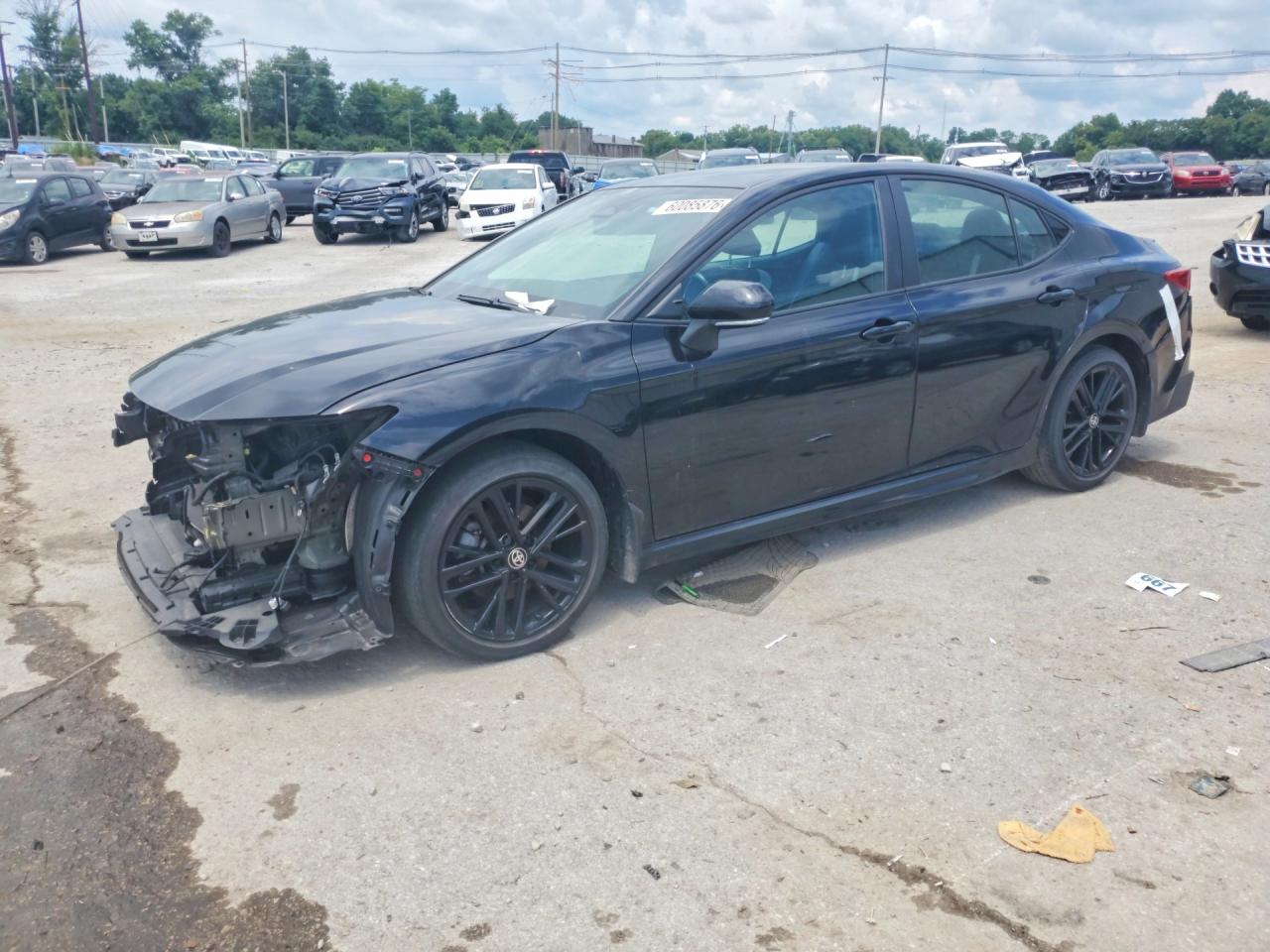 2025 TOYOTA CAMRY