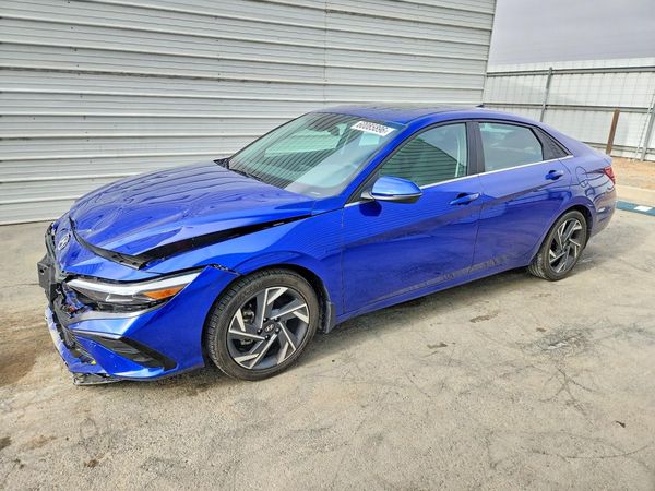2024 HYUNDAI ELANTRA Limited