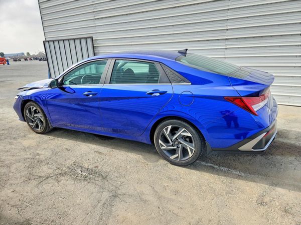 2024 HYUNDAI ELANTRA Limited