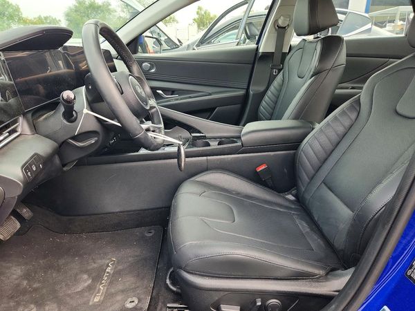 2024 HYUNDAI ELANTRA Limited