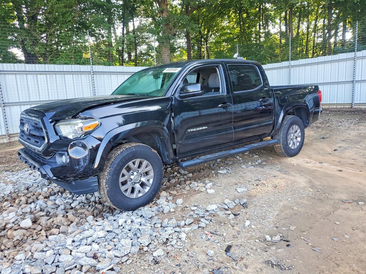 2017 TOYOTA TACOMA