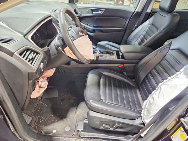 2019 FORD EDGE SEL — DENT