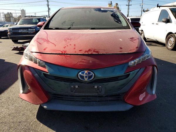 2018 TOYOTA PRIUS Plus/Premium/Advanced