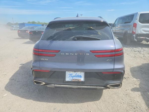 2026 GENESIS GV70