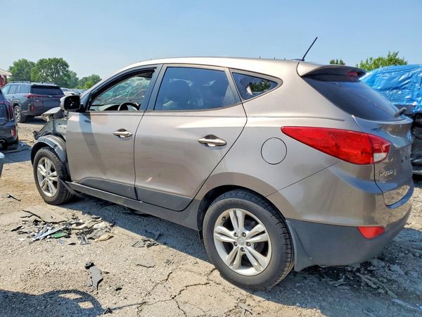 2012 HYUNDAI TUCSON GLS