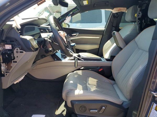 2024 AUDI Q8 E-TRON