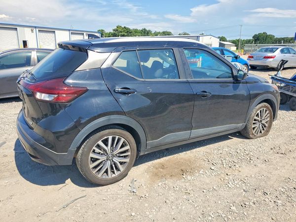 2021 NISSAN KICKS