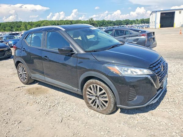 2021 NISSAN KICKS