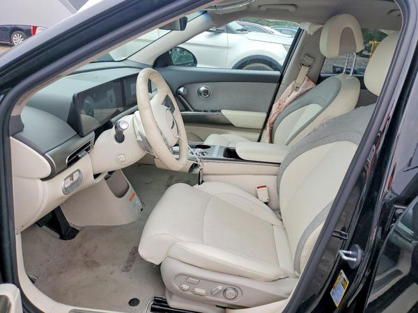 2025 GENESIS GV60