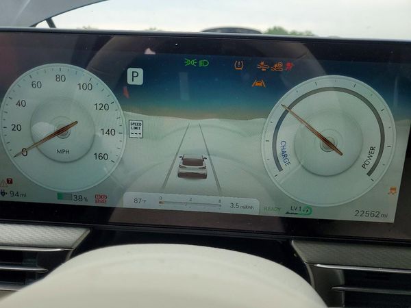 2025 GENESIS GV60