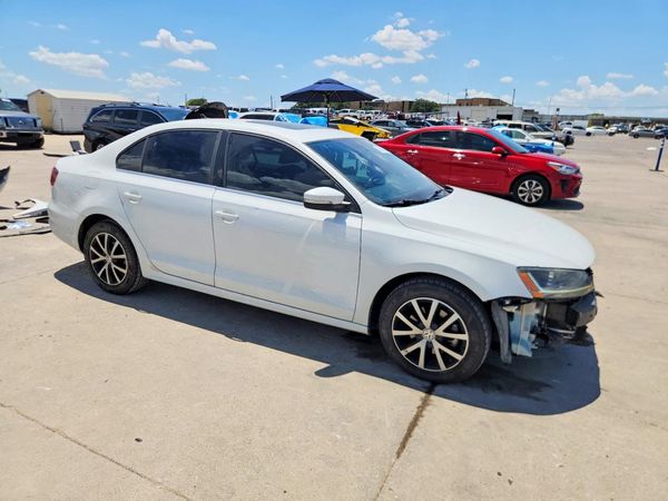 2017 VOLKSWAGEN JETTA SE