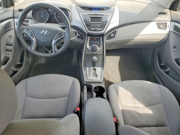 2013 HYUNDAI ELANTRA