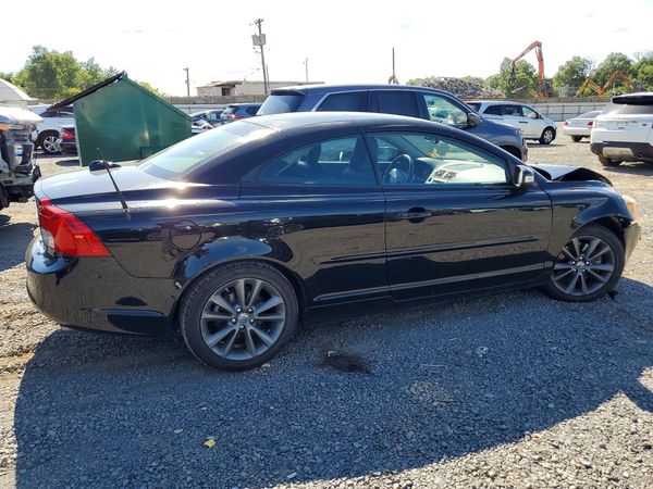 2013 VOLVO C70