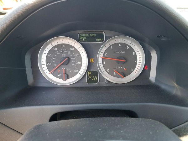 2013 VOLVO C70