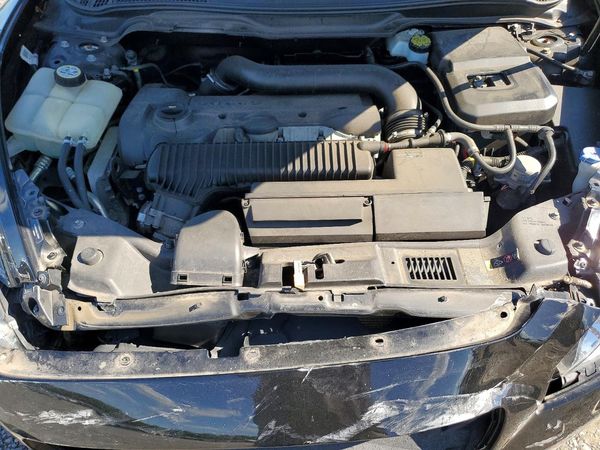 2013 VOLVO C70