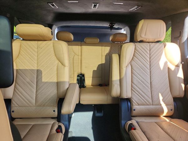 2025 CADILLAC ESCALADE IQ