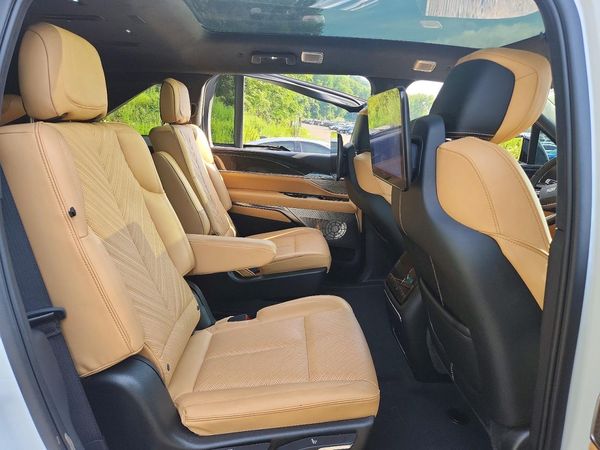 2025 CADILLAC ESCALADE IQ