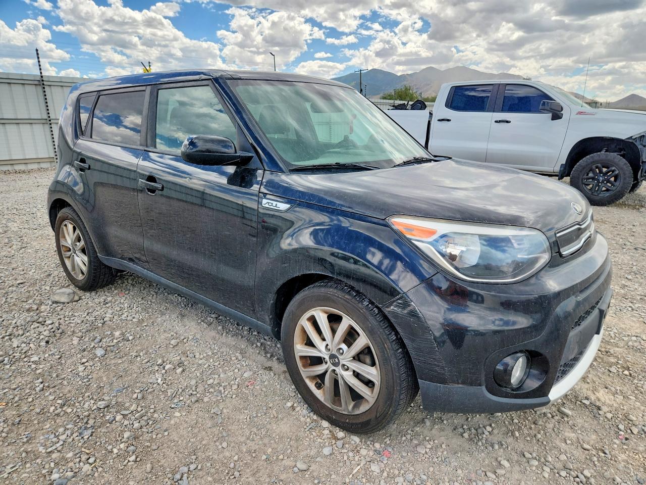 2017 KIA SOUL Plus