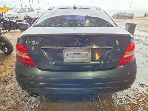 2013 MERCEDES-BENZ C C250