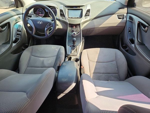 2016 HYUNDAI ELANTRA