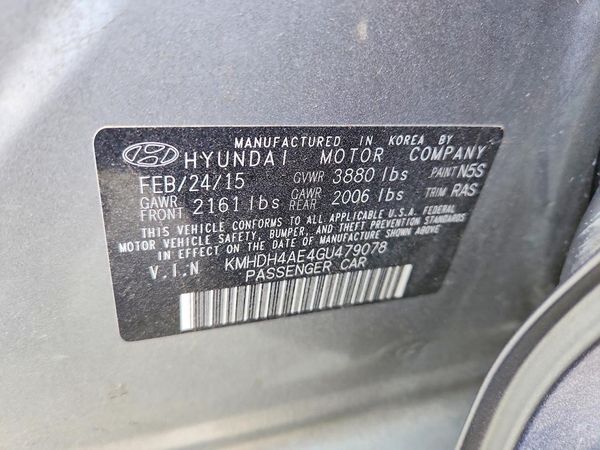 2016 HYUNDAI ELANTRA