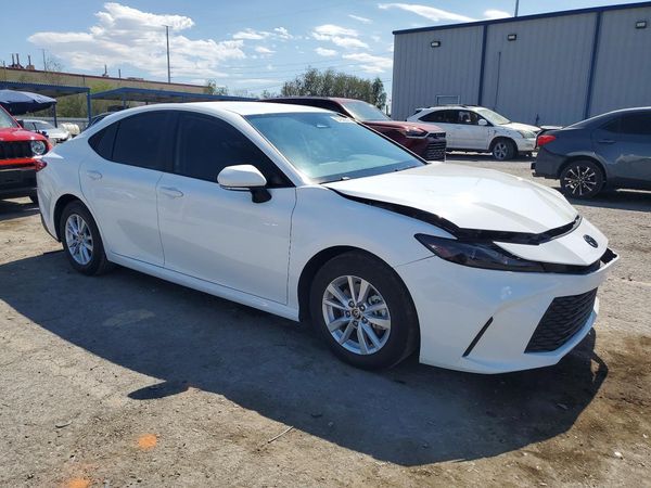 2026 TOYOTA CAMRY