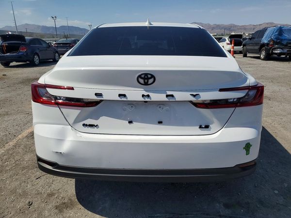 2026 TOYOTA CAMRY