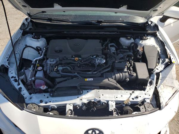 2026 TOYOTA CAMRY
