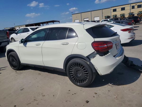 2018 MERCEDES-BENZ GLA GLA250
