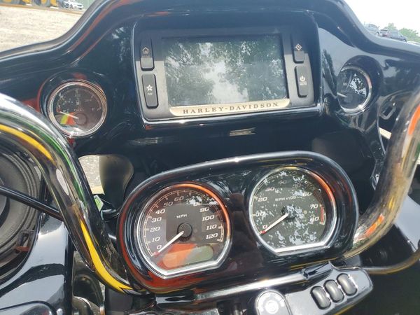 2023 HARLEY-DAVIDSON FL
