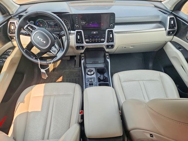 2023 KIA SORENTO