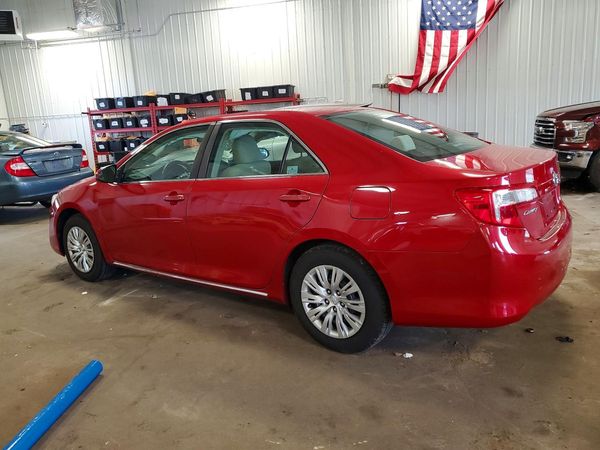 2014 TOYOTA CAMRY