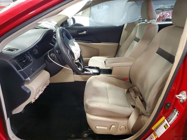 2014 TOYOTA CAMRY