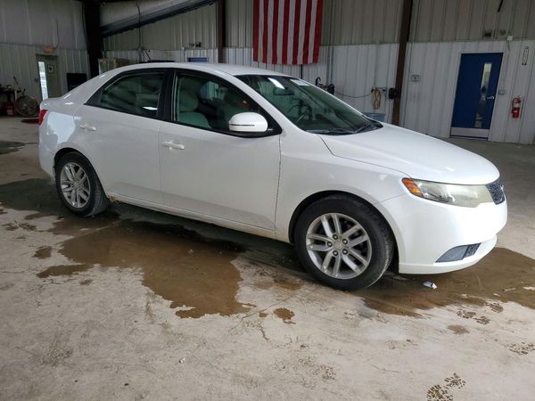 2013 KIA FORTE EX
