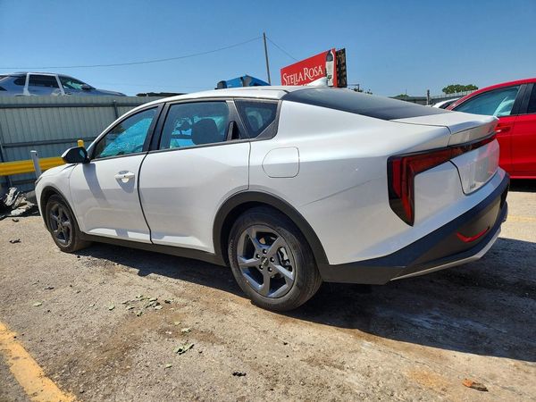 2026 KIA K4 LX, LXS