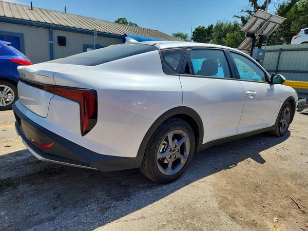 2026 KIA K4 LX, LXS