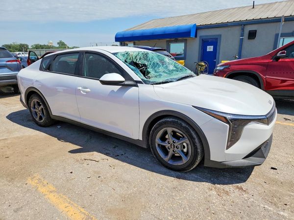 2026 KIA K4 LX, LXS