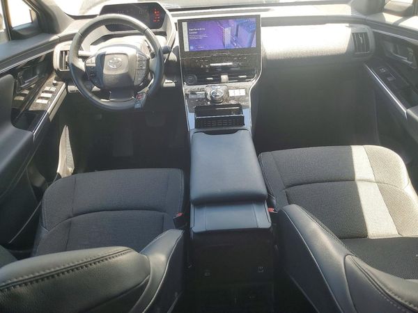 2024 TOYOTA BZ4X