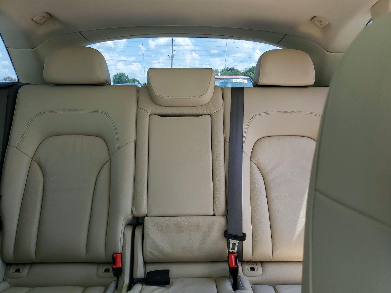 2015 AUDI Q5